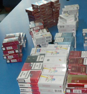 Bişniţarii din Piaţa Griviţei şi Gară, „călcaţi” de jandarmi